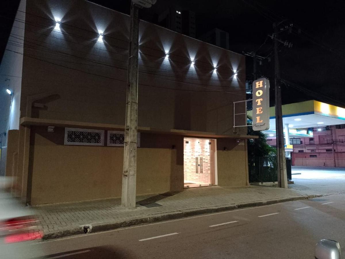 Piemont Hotel 库里提巴 外观 照片
